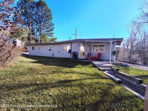 8 Navaho St, New Castle, CO, 81647-9725 | Card Image