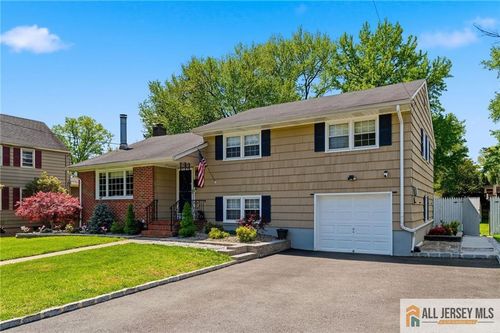 205 New Dover Rd, Colonia, NJ, 07067-3517 | Card Image