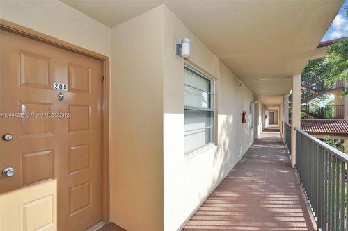 apt-208t-1251 Sw 125th Ave, Pembroke Pines, FL, 33027-4066 | Card Image