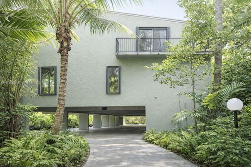 39-980 Nw N River Dr, Miami, FL, 33136 | Card Image