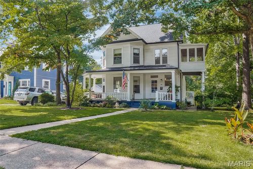 39 Marshall Pl, Webster Groves, MO, 63119-2320 | Card Image