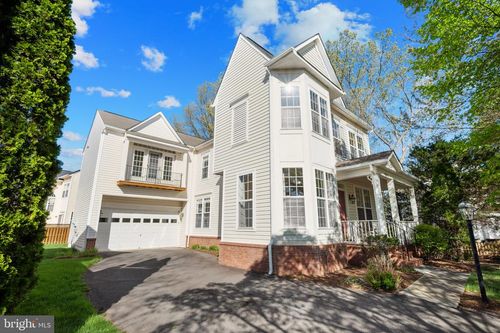 40396 Milford Dr, BROADLANDS, VA, 20148-4505 | Card Image