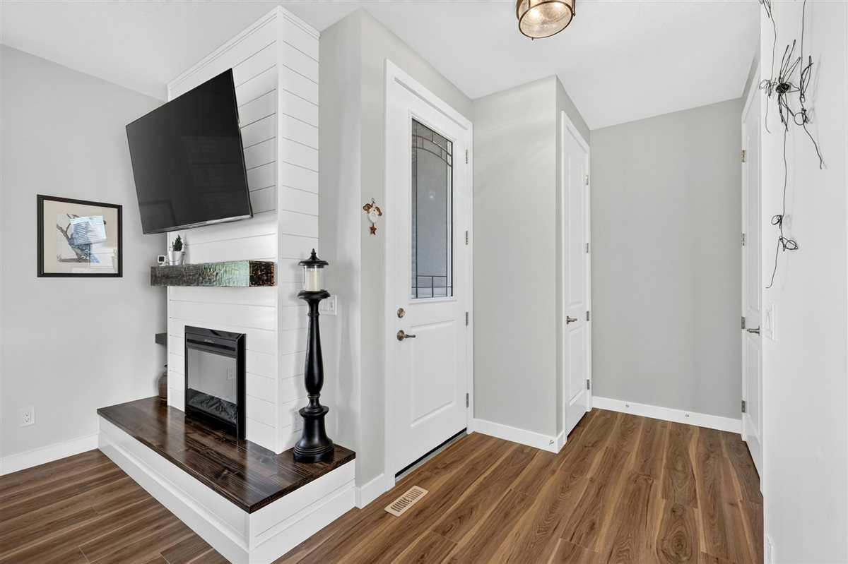 Residential in Chestermere 2