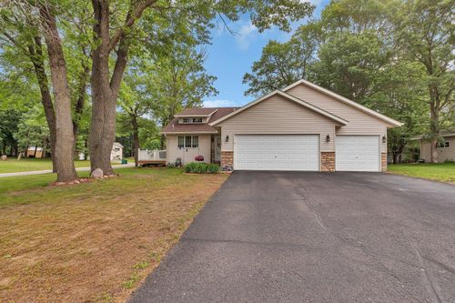 636 N Pine St, Royalton, MN, 56373-9133 | Card Image