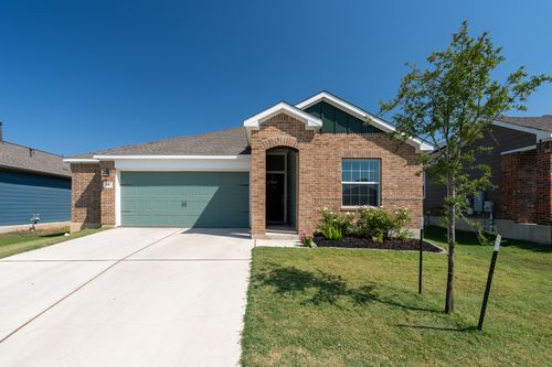 541 Barcelona, Kyle, TX, 78640-2764 | Card Image