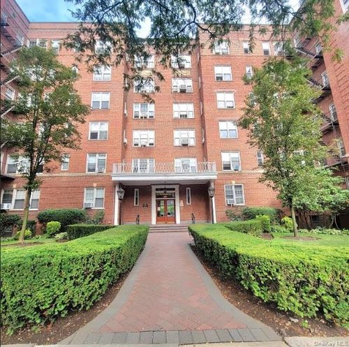 6h-68-37 108th Street, New York, NY, 11375 | Card Image