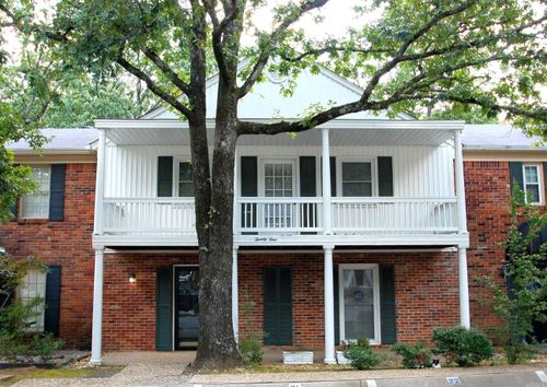21 Kingsbridge Way, Little Rock, AR, 72212-3670 | Card Image