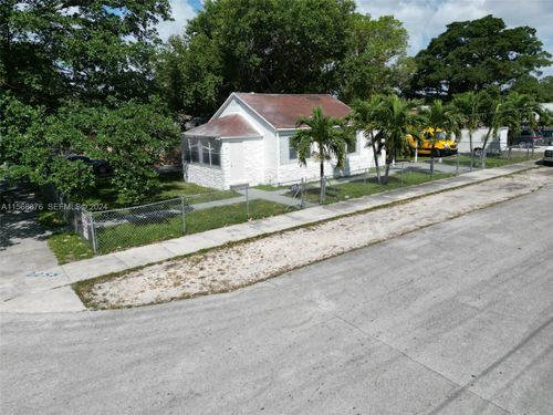 2255 Nw 63rd St, Miami, FL, 33147-7763 | Card Image