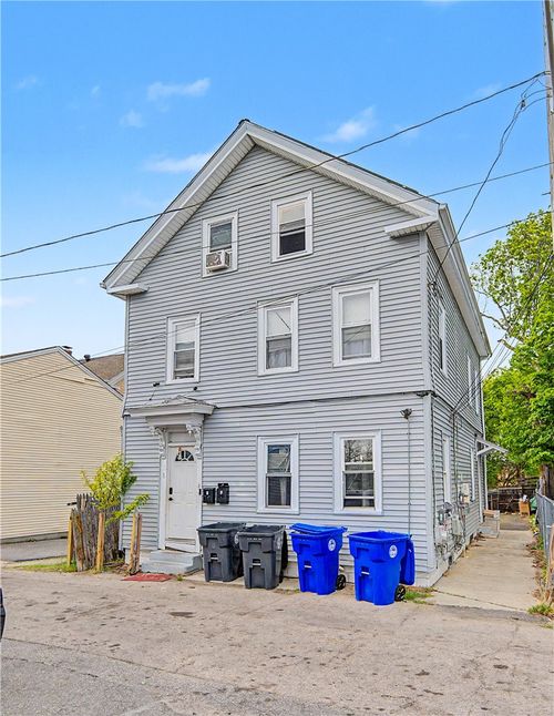 1 Hale St, Providence, RI, 02909-2585 | Card Image