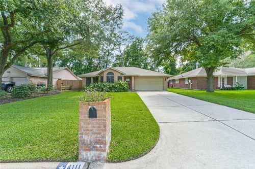 4111 Hermitage Hollow Ln, Kingwood, TX, 77339-1057 | Card Image