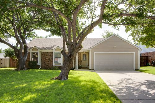 5412 Colonial Ct, Flower Mound, TX, 75028-2506 | Card Image