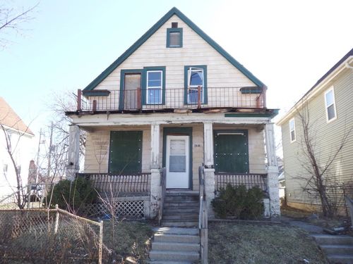 2632 N 28th Street, Milwaukee, WI, 53210 | Card Image