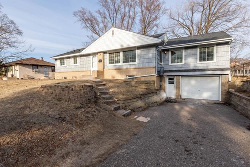 6412 Indiana Ave N, Brooklyn Center, MN, 55429-2123 | Card Image