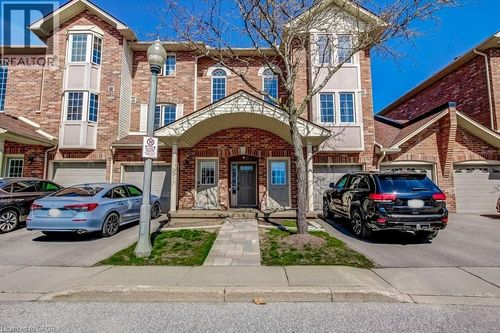 41-4045 Upper Middle Road W, Burlington, ON, L7M4S9 | Card Image