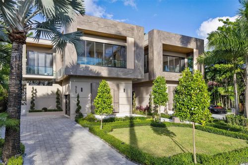 905 Belle Meade Island Dr, Miami, FL, 33138-5249 | Card Image