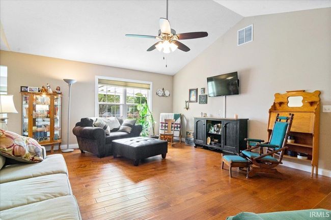 3439 Lost Creek Dr, House other with 3 bedrooms, 2 bathrooms and null parking in Evansville IN | Image 5