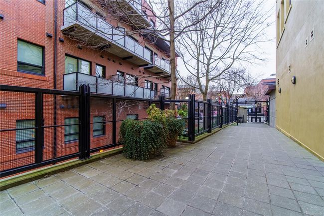 317 - 599 Pandora Ave, Condo with 1 bedrooms, 2 bathrooms and 1 parking in Victoria BC | Image 35
