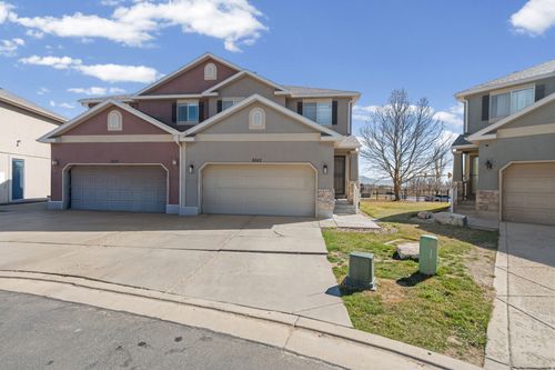 8042 N Clearwater Rd, Eagle Mountain, UT, 84005-6051 | Card Image
