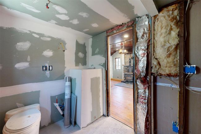 Bathroom with a wood stove | Image 14