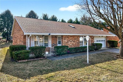 1820 Primrose Ln, Fairborn, OH, 45324-9795 | Card Image