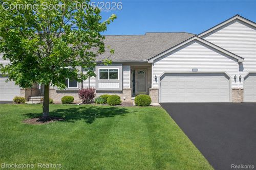 30008 Gregory St, Grand Blanc, MI, 48439-7211 | Card Image