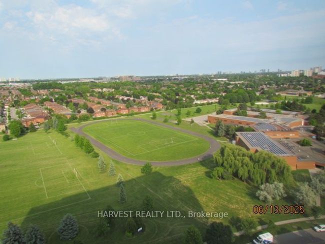 2102 - 255 Bamburgh Cir, Condo with 2 bedrooms, 2 bathrooms and 2 parking in Scarborough ON | Image 5