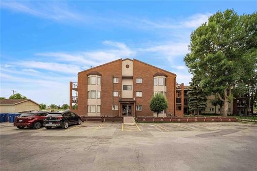 106-177 Watson St, Winnipeg, MB, R2P2P8 | Card Image