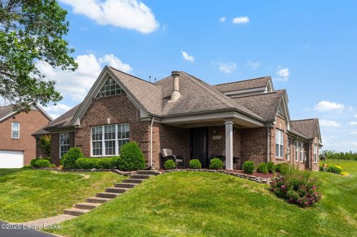 4416 Southbridge Ct, Louisville, KY, 40272-2700 | Card Image