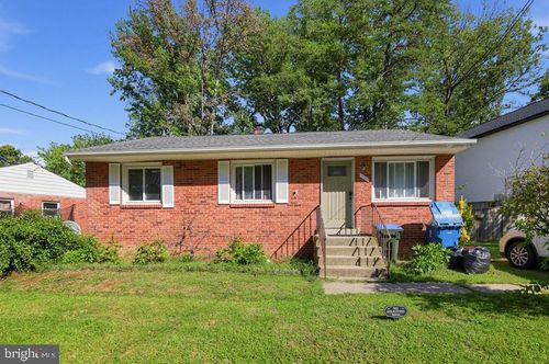 16001 Carroll Ave, WOODBRIDGE, VA, 22191-4207 | Card Image