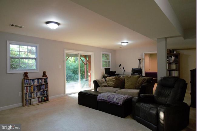 6403 Limerick Ct, House other with 4 bedrooms, 3 bathrooms and null parking in SPRINGFIELD VA | Image 32