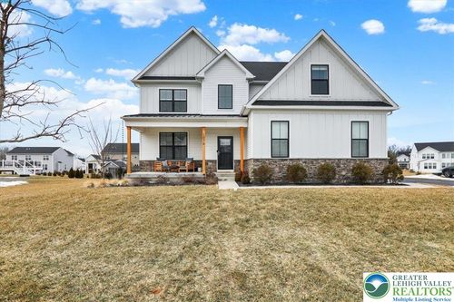 1076 Mariwill Dr, QUAKERTOWN, PA, 18951-5081 | Card Image