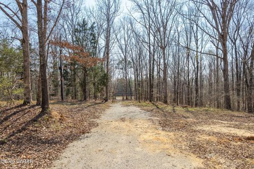 320 Peddy Vestal Loop, Henderson, TN, 38340 | Card Image