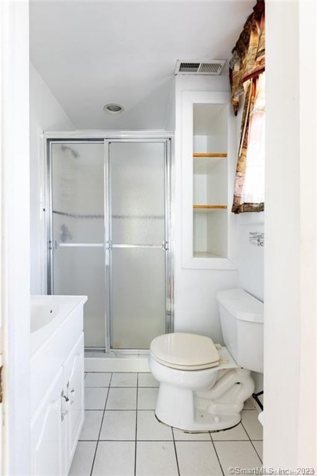 APT-6 - 314 Elizabeth St, Home with 1 bedrooms, 1 bathrooms and 2 parking in Derby CT | Image 20