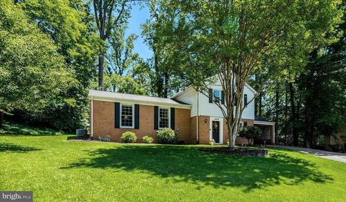 4203 Kings Mill Ln, ANNANDALE, VA, 22003-2033 | Card Image