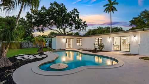 885 Azalea Ct, Plantation, FL, 33317-1201 | Card Image