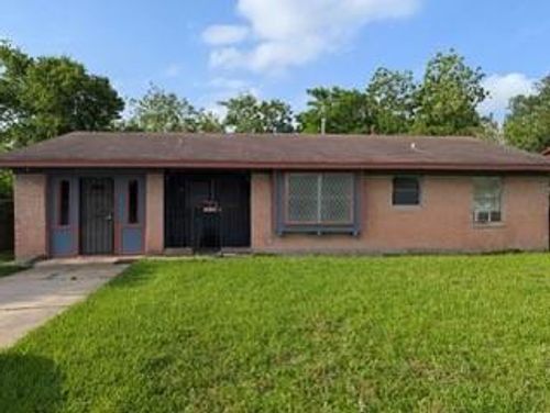 5307 Greylog Dr, Houston, TX, 77048-1730 | Card Image