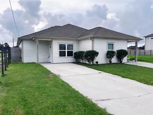 1037 Orange Blossom Ln, Harvey, LA, 70058-4806 | Card Image