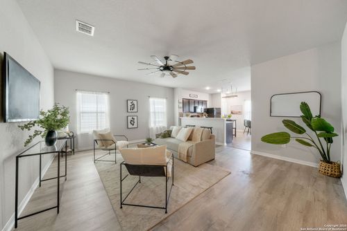 11518 Classmore Gap, San Antonio, TX, 78245-4803 | Card Image