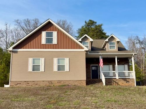 145 Bell Lake Dr, Trenton, GA, 30752-2138 | Card Image