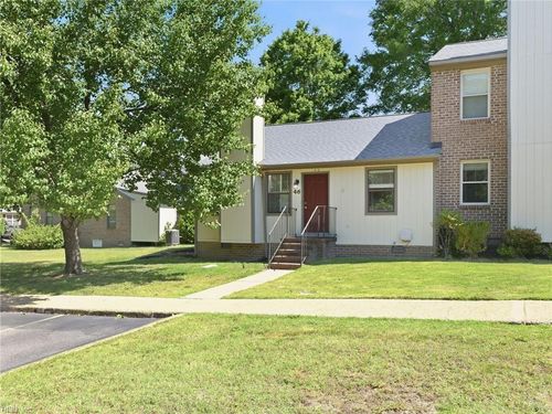 46 James Sq, Williamsburg, VA, 23185-3348 | Card Image