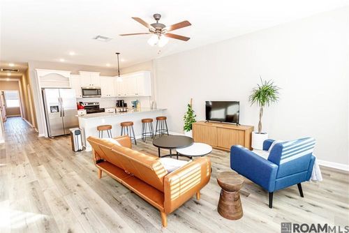 2931 Niccoline Way, Baton Rouge, LA, 70816-3253 | Card Image