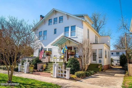 2-411 George St, New Bern, NC, 28560-4809 | Card Image