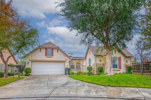 2741 Buckingham Ave, Clovis, CA, 93611-5577 | Card Image