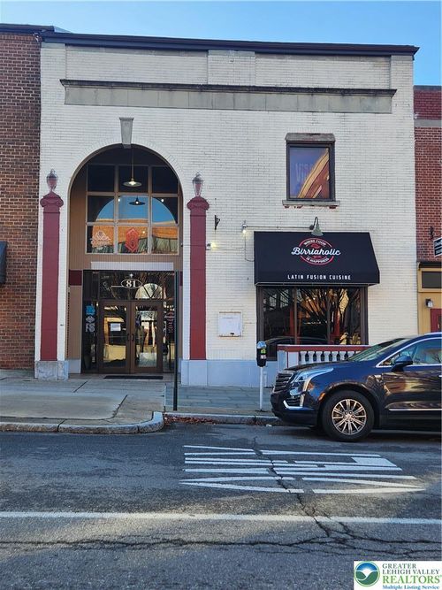 81 W Broad St, Bethlehem, PA, 18018-5700 | Card Image