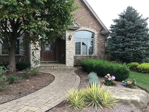 16157 Syd Creek Dr, Homer Glen, IL, 60491-5629 | Card Image
