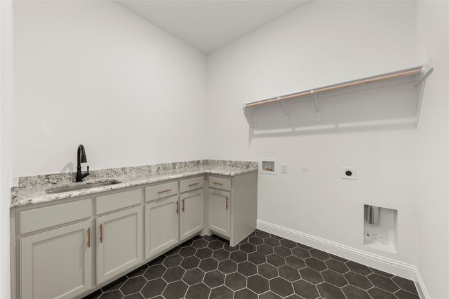 29. 150 Waterview - Utility | Image 28