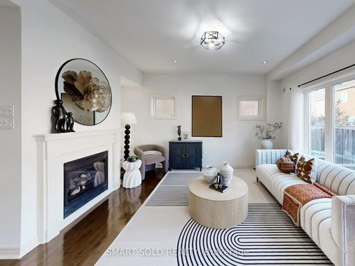 25 Fieldflower Crescent, Richmond Hill, ON, L4E5E9 | Card Image