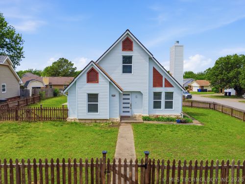 2900 S Narcissus Ave, Broken Arrow, OK, 74012-6837 | Card Image