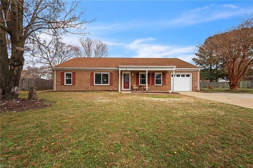 11 Veneris Ct, Hampton, VA, 23669-1800 | Card Image