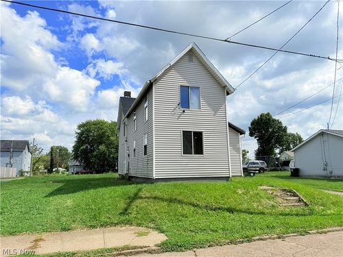 804 Marion Ave Sw, Canton, OH, 44707-4212 | Card Image